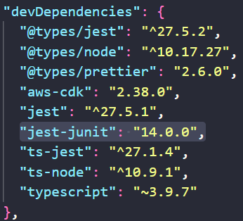 Package.jsonファイルを開いて新しいパッケージを追加します。