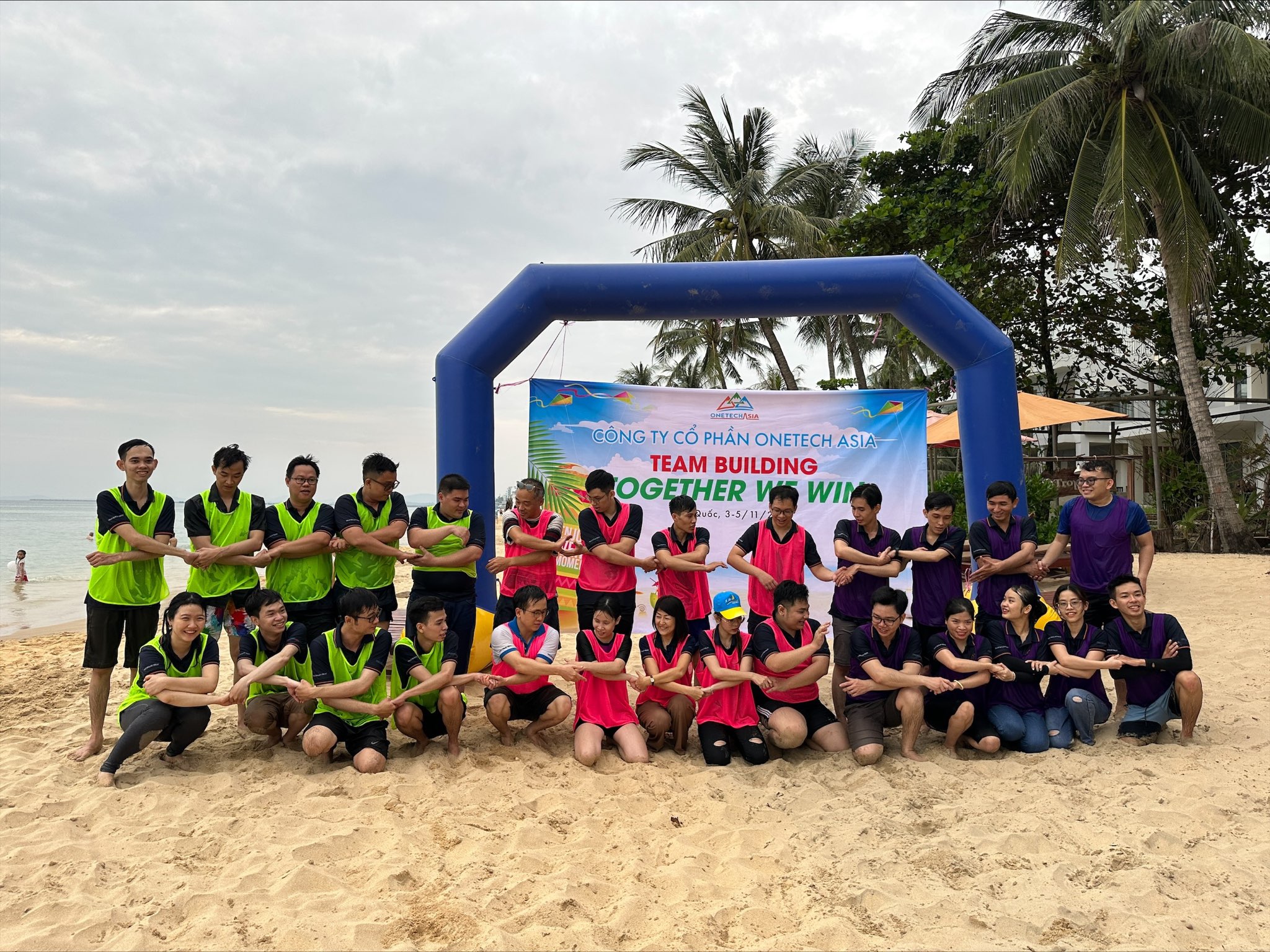 Chương trình team building vui nhộn, gắn kết tại bãi biển Phú Quốc